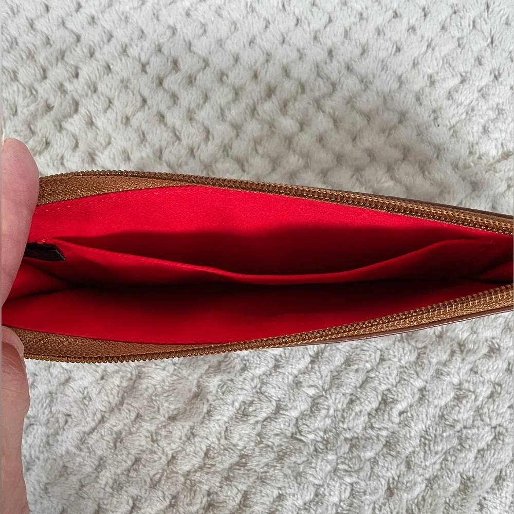 Dooney & Bourke Brown Lambskin Leather Pouch Clutch Wallet NWOT